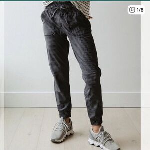 Albion Fit Joggers Dash Jetsetters Medium